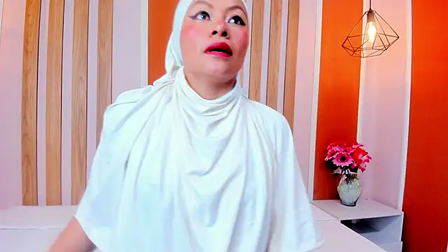 Snapshot of SophiaBeckerr chatting on November 8, 2025, 7:28 pm SophiaBeckerr online show from November 8, 2025, 7:28 pm