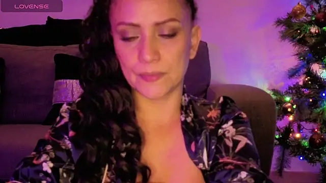  candela v online show from January 6, 2026, 7:29 pm