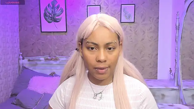 Sofia clk online show from June 12, 2026, 3:04 am
