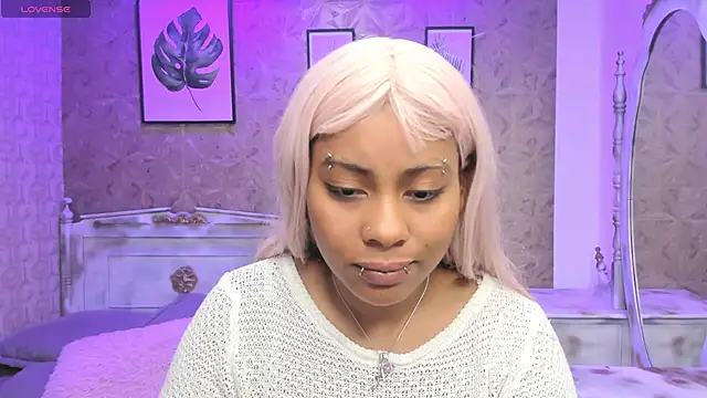 Snapshot of Sofia_clk chatting on May 27, 2026, 3:03 am Sofia clk online show from May 27, 2026, 3:03 am