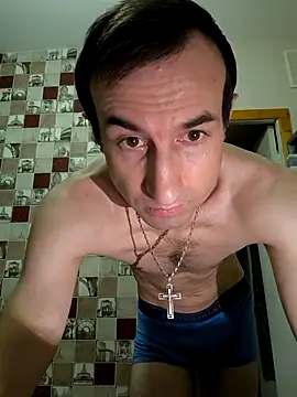 Snapshot of Andruu_ chatting on October 18, 2025, 10:12 pm Andruu online show from October 18, 2025, 10:12 pm