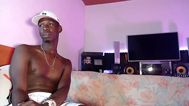 Snapshot of Black_Paradice chatting on November 6, 2025, 6:50 am Black Paradice online show from November 6, 2025, 6:50 am