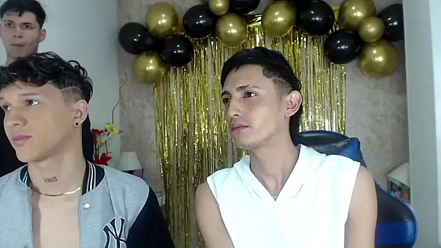 Snapshot of 3Boys_OneDream chatting on October 18, 2025, 1:46 pm 3Boys OneDream online show from October 18, 2025, 1:46 pm