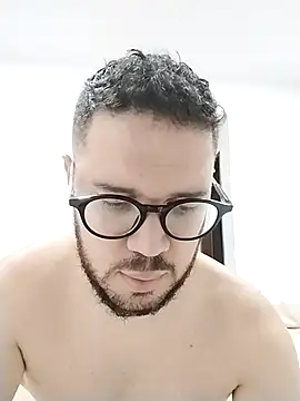 Snapshot of Branquinhowm chatting on November 15, 2025, 4:05 am Branquinhowm online show from November 15, 2025, 4:05 am