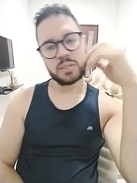 Snapshot of Branquinhowm chatting on December 16, 2025, 2:27 am Branquinhowm online show from December 16, 2025, 2:27 am