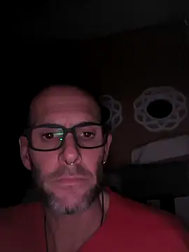 Snapshot of Vanovik20 chatting on October 22, 2025, 1:38 am Vanovik20 online show from October 22, 2025, 1:38 am