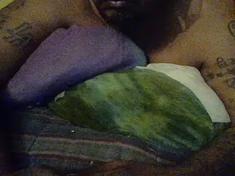 Snapshot of mamiandpapi6969 chatting on October 26, 2025, 5:52 am mamiandpapi6969 online show from October 26, 2025, 5:52 am