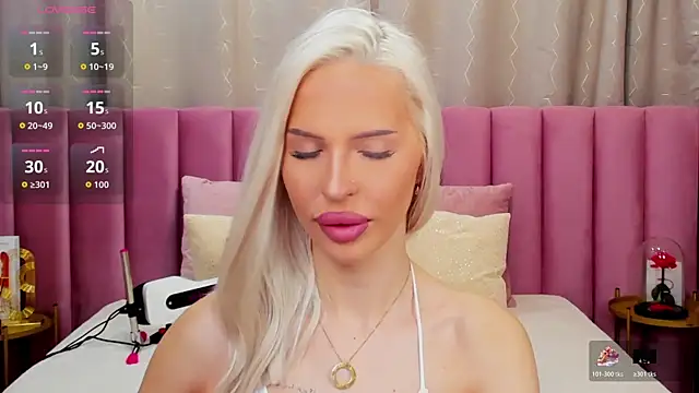 KailaCrystall online show from December 2, 2025, 1:39 am