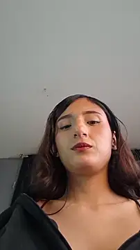 princess foxxy online show from April 15, 2026, 7:58 pm