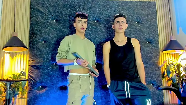 Snapshot of the_fenix_boy chatting on October 24, 2025, 7:57 pm the fenix boy online show from October 24, 2025, 7:57 pm