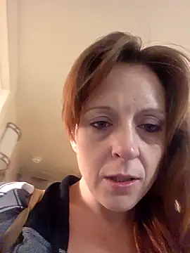 Snapshot of LoveLibz169 chatting on November 5, 2025, 12:25 am LoveLibz169 online show from November 5, 2025, 12:25 am