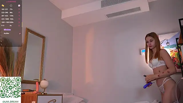 Snapshot of VernitaFiscalini chatting on November 30, 2025, 4:13 am VernitaFiscalini online show from November 30, 2025, 4:13 am