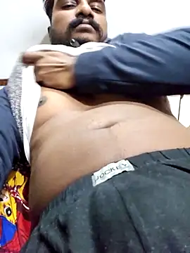 rahulsexyb online show from December 2, 2025, 8:54 pm