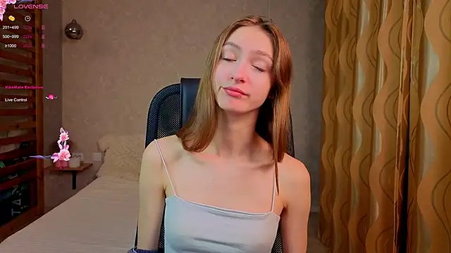 Candy Mandyy online show from November 4, 2025, 2:04 am