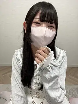 Reina cute 00  online show from January 9, 2026, 5:58 am