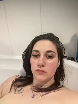 Snapshot of YourFrenchFeliciexo chatting on March 18, 2026, 8:43 pm YourFrenchFeliciexo online show from March 18, 2026, 8:43 pm