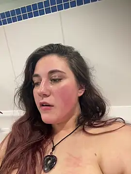 Snapshot of YourFrenchFeliciexo chatting on November 19, 2025, 7:47 pm YourFrenchFeliciexo online show from November 19, 2025, 7:47 pm