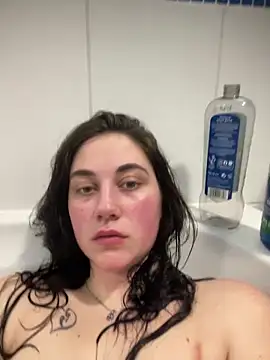 Snapshot of YourFrenchFeliciexo chatting on February 15, 2026, 9:14 pm YourFrenchFeliciexo online show from February 15, 2026, 9:14 pm