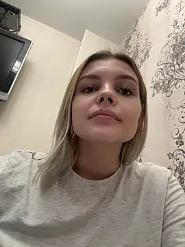 Snapshot of MandyBankss chatting on October 27, 2025, 6:47 am MandyBankss online show from October 27, 2025, 6:47 am