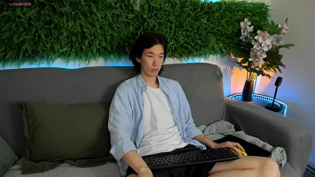 Jackson Lei online show from November 10, 2025, 7:24 am