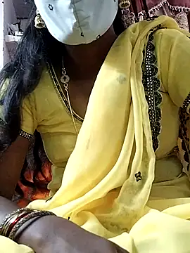 Snapshot of thanuja- chatting on October 24, 2025, 8:57 am thanuja- online show from October 24, 2025, 8:57 am