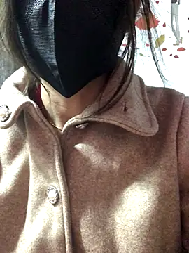 Kylie beem online show from November 27, 2025, 2:12 am