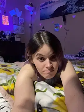 Snapshot of chocolatestrawberrydips chatting on February 1, 2026, 5:38 am chocolatestrawberrydips online show from February 1, 2026, 5:38 am