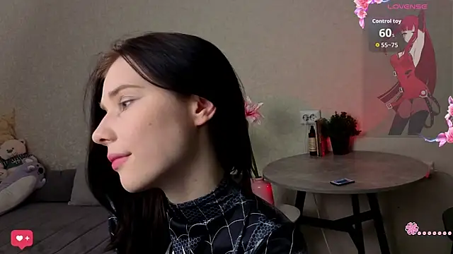 Mell Hyees online show from November 16, 2025, 4:45 pm