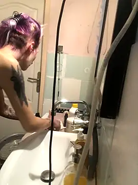 Snapshot of Mokosh_Kinkdom chatting on October 19, 2025, 12:24 am Mokosh Kinkdom online show from October 19, 2025, 12:24 am