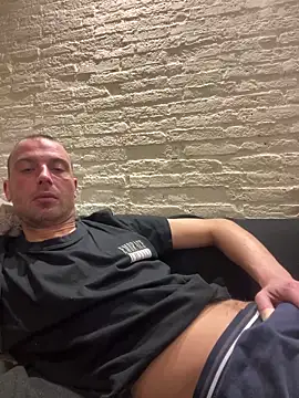 Rotteei1 online show from February 23, 2026, 7:58 pm