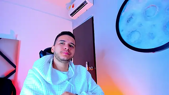 mike 257 online show from November 24, 2025, 11:54 am