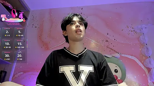 Snapshot of Sweet_Beomm chatting on January 9, 2026, 1:01 am Sweet Beomm online show from January 9, 2026, 1:01 am