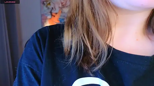 fairy tara online show from December 3, 2025, 9:03 pm