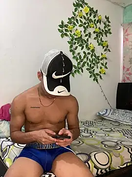 Snapshot of adan_jp chatting on February 10, 2026, 7:24 pm adan jp online show from February 10, 2026, 7:24 pm