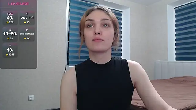 Snapshot of EmiliaRhodes chatting on December 5, 2025, 7:01 pm EmiliaRhodes online show from December 5, 2025, 7:01 pm
