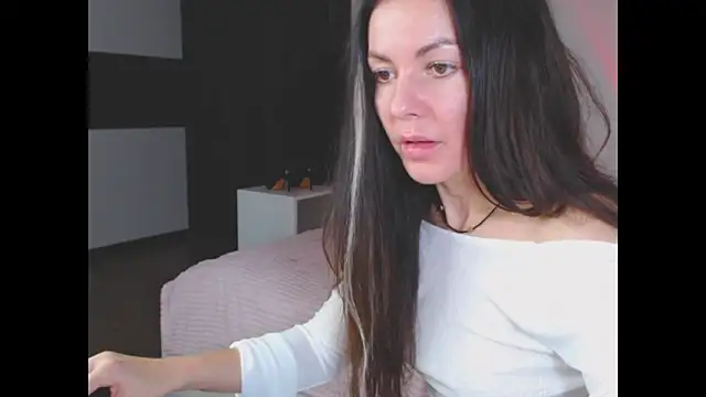 Snapshot of _Rapun_amelinamersi_ chatting on October 21, 2025, 5:01 pm Rapun amelinamersi online show from October 21, 2025, 5:01 pm