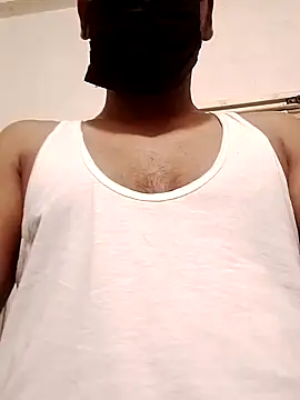 Snapshot of FemmeBoyKannada chatting on October 19, 2025, 5:21 am FemmeBoyKannada online show from October 19, 2025, 5:21 am