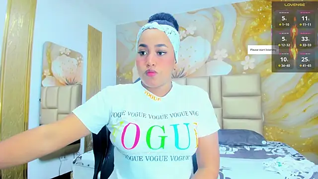 NahomiWalker  online show from April 2, 2026, 7:42 pm