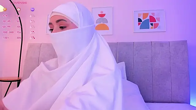 Snapshot of fatiima_ chatting on May 23, 2026, 7:24 pm fatiima online show from May 23, 2026, 7:24 pm
