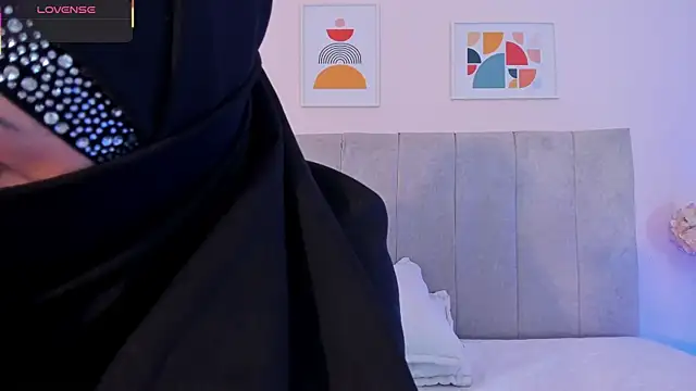 fatiima  online show from March 31, 2026, 7:05 pm