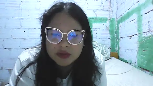 celeste122595 online show from May 26, 2026, 8:51 pm