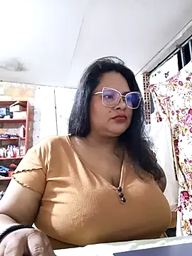 celeste122595 online show from November 12, 2025, 3:21 am