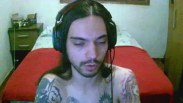 Snapshot of SrFortunes chatting on October 20, 2025, 6:26 am SrFortunes online show from October 20, 2025, 6:26 am