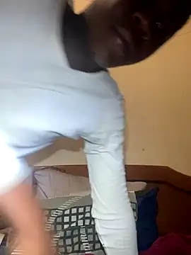 maloya267 online show from December 14, 2025, 10:59 pm