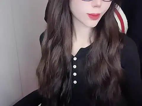 -Alicee- online show from November 14, 2025, 1:20 am