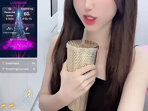 -Alicee- online show from June 10, 2026, 7:31 am