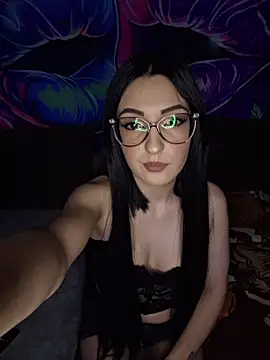 Snapshot of AlleAllexy chatting on November 22, 2025, 9:46 pm AlleAllexy online show from November 22, 2025, 9:46 pm