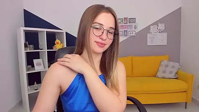 Snapshot of HazelWhityy chatting on March 19, 2026, 5:40 am HazelWhityy online show from March 19, 2026, 5:40 am