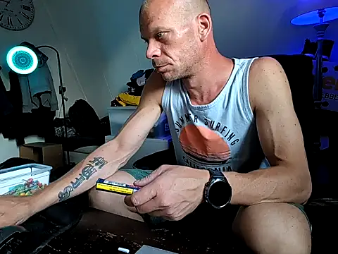 Kinky Play1 online show from June 29, 2026, 7:02 pm