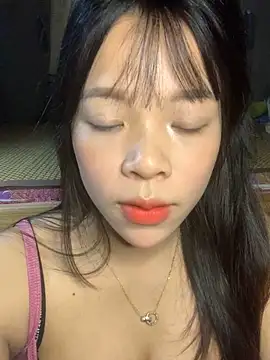 Snapshot of Duck_dona chatting on October 19, 2025, 10:07 am Duck dona online show from October 19, 2025, 10:07 am
